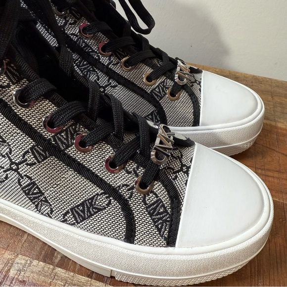 Michael Kors Monogram Envy Hightop Sneakers, Women’s 8.5 - Picture 3 of 7